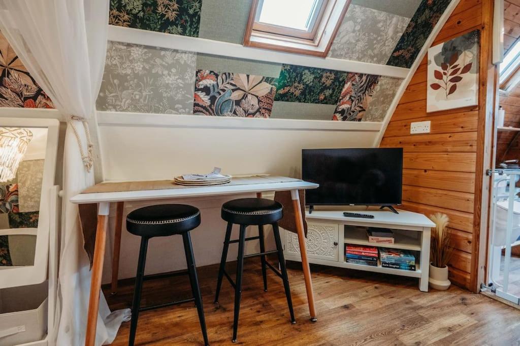 Robin Nest - Cosy Shepherd'S Hut Hideaway Callington Exterior photo